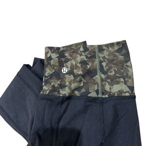 Lululemon Straight Leg Leggings Black with Camouflage Band 2
